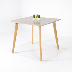 Table à manger carrée au design scandinave avec plateau clair et pieds en bois naturel, style minimaliste, idéale pour salle à manger moderne.