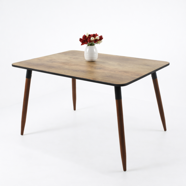 Table à manger moderne avec plateau effet bois et pieds marron, présentée sur fond blanc propre – Tunisie