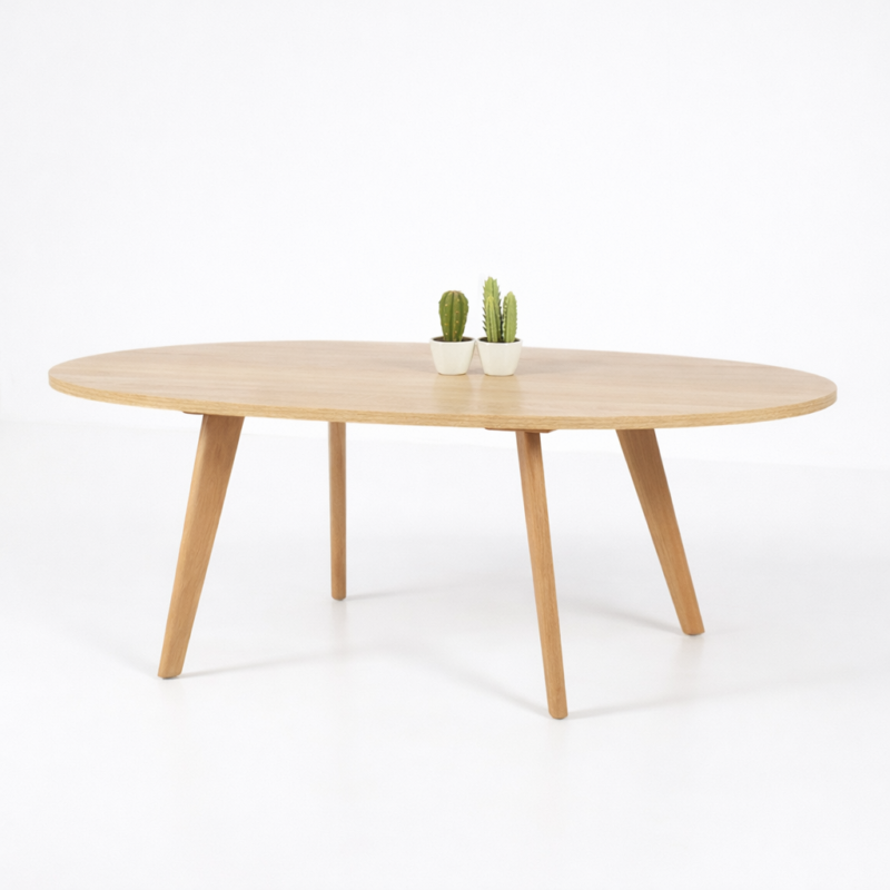 Table basse ovale en bois clair avec pieds en bois